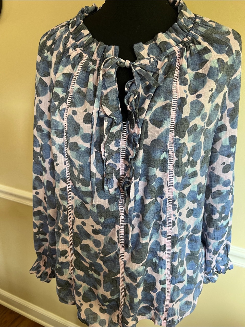 Zac & Rachel Blue and Pink Floral Tie-Front Tunic
